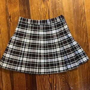 American Apparel pleated plaid skirt